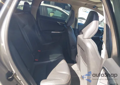 2013 Volvo Xc60 3.2/3.2 Platinum/3.2 Premier/3.2 Premier Plus from USA, damaged, VIN YV4940DL0D2433700